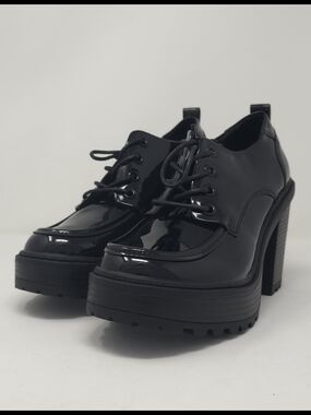 Black Patent Platform Oxford Heels Chunky Lug Sole Lace Up Trendy